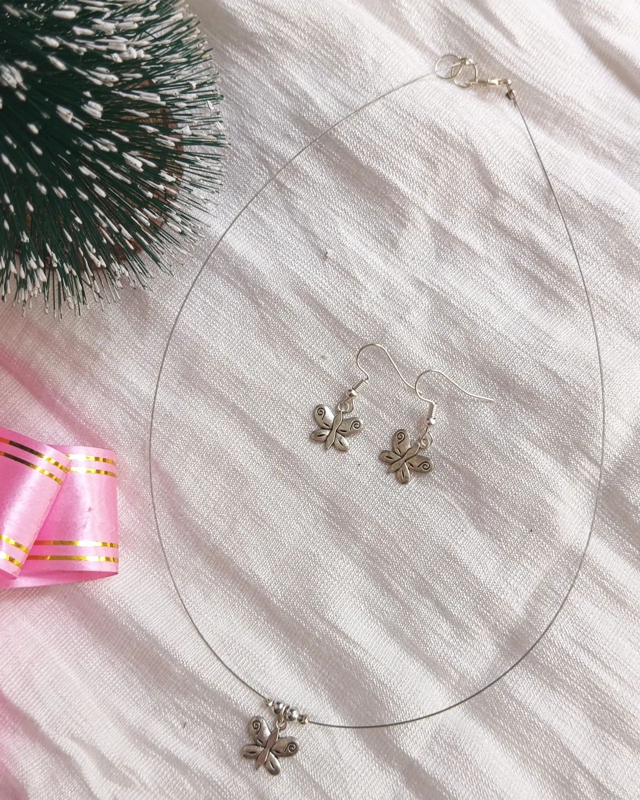 Invisible Evil Eye Necklace With Earrings (copy)